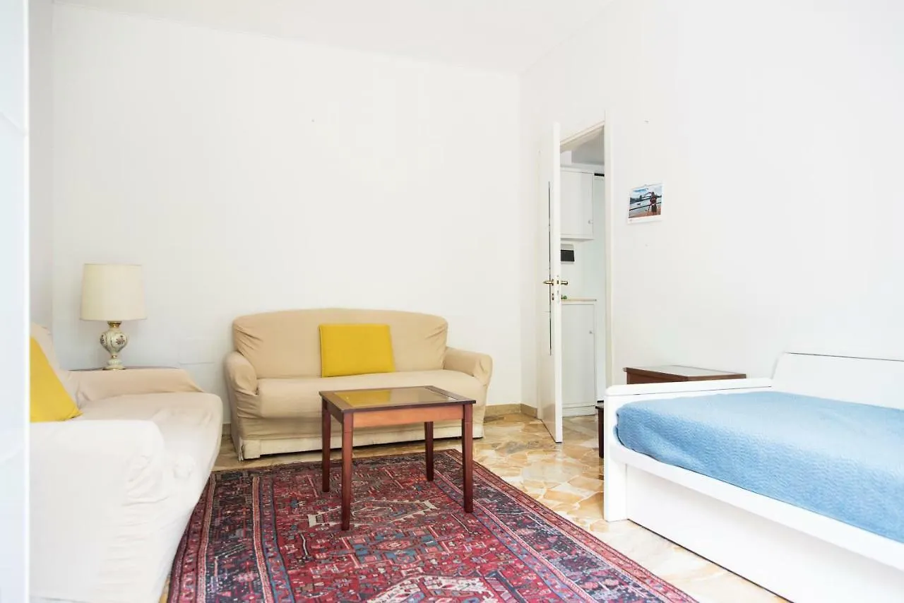Youhosty - Pezzotti 18 Milan Italy